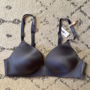 GAP Everyday Smooth Wireless bra - 36B